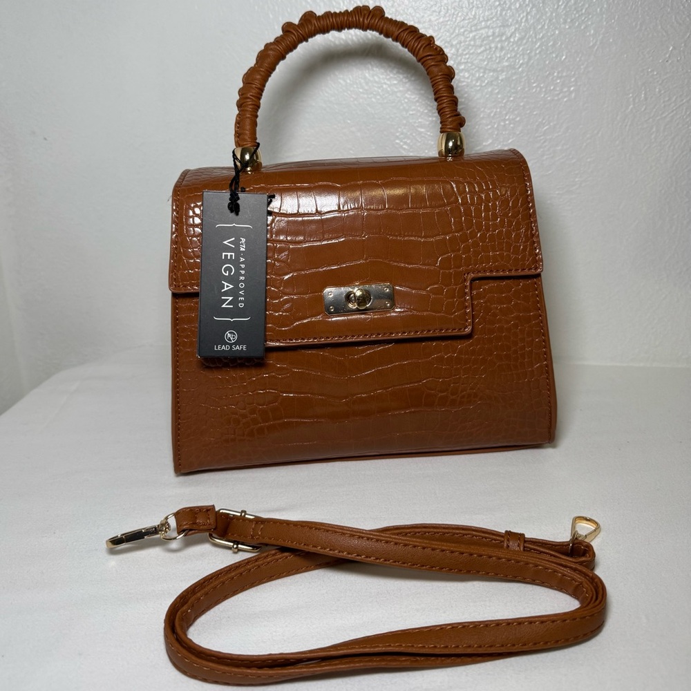 LA TERRE Small Hand bag with a long strap to use as crossbody Tan Color 9X7.5X4